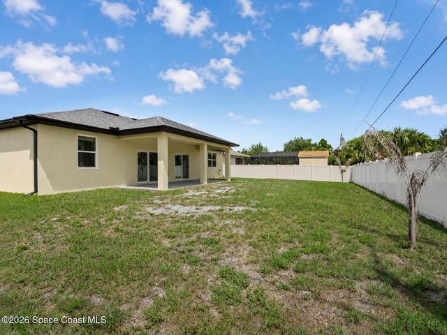 Backyard setting offering comfort and versatility