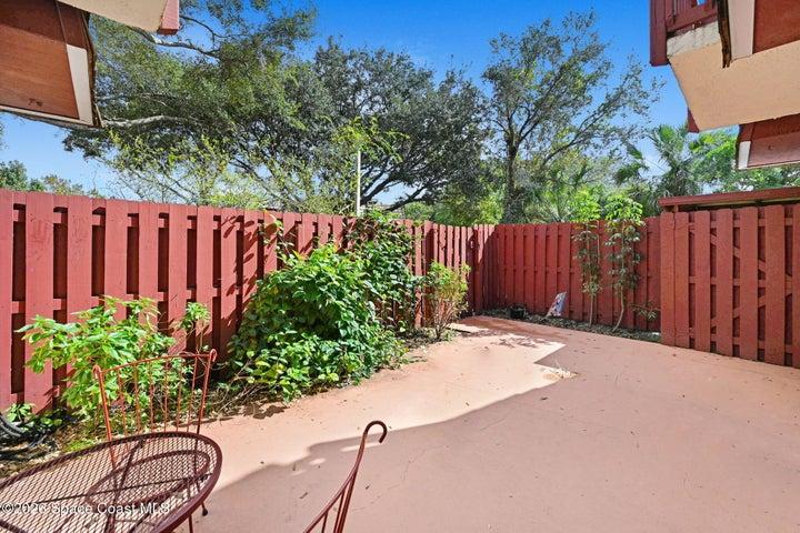 Entrance Way/Patio