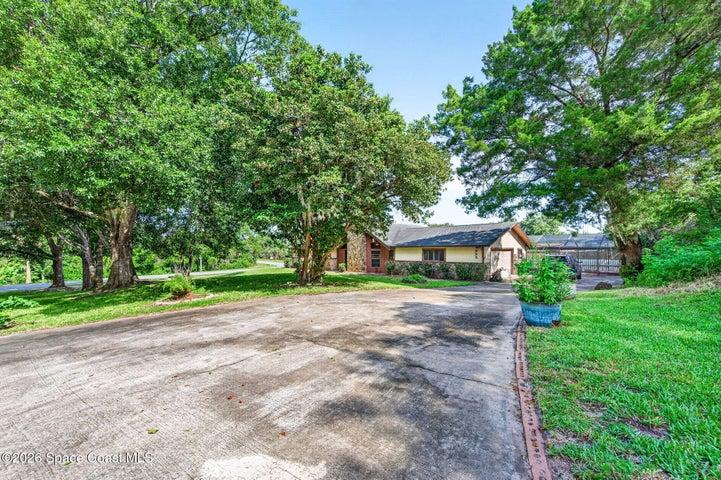 995 S Carpenter Road, Titusville, FL, 32796 photo 34