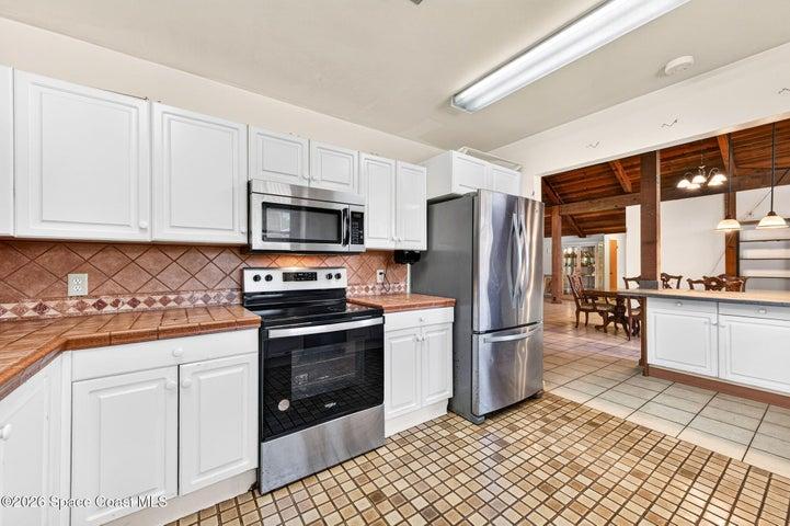 995 S Carpenter Road, Titusville, FL, 32796 photo 18
