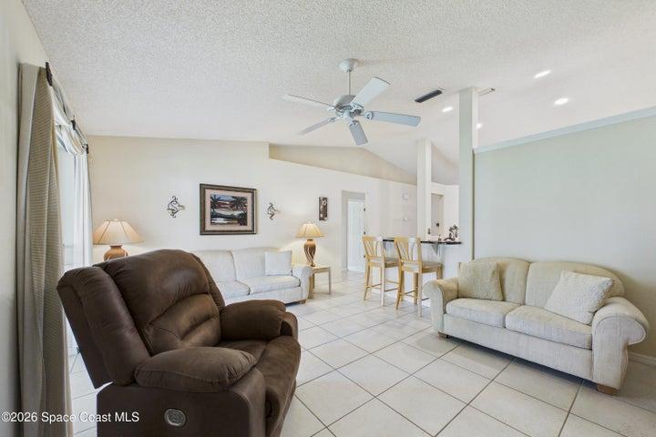 2800 Saint James Lane, Melbourne, FL, 32935 photo 10
