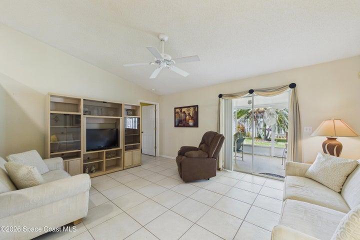 2800 Saint James Lane, Melbourne, FL, 32935 photo 11