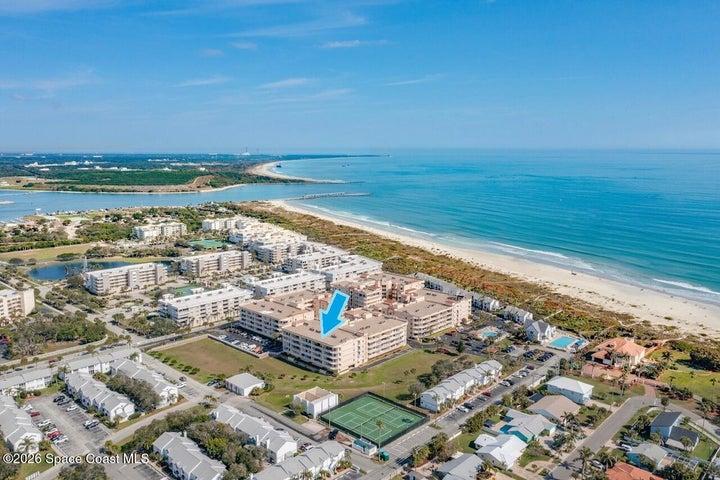3 Bedroom 2 Bath Condo with 1 Car Private Garage Parking