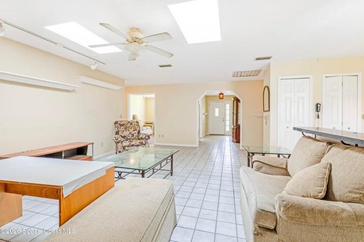 4255 Dixie Way, Mims, FL, 32754 photo 7