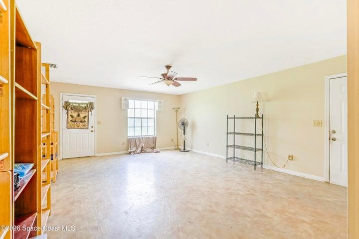 4255 Dixie Way, Mims, FL, 32754 photo 13