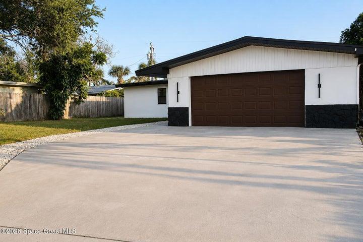 209 Atlantic Boulevard, Indian Harbour Beach, FL, 32937 photo 4