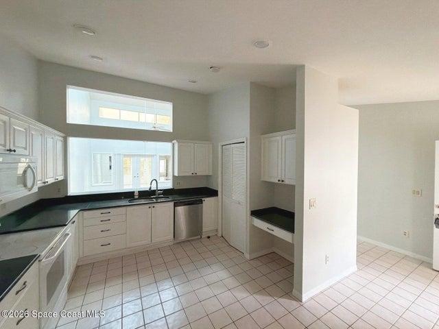 607 Brookwood Place, Melbourne, FL, 32940 photo 3