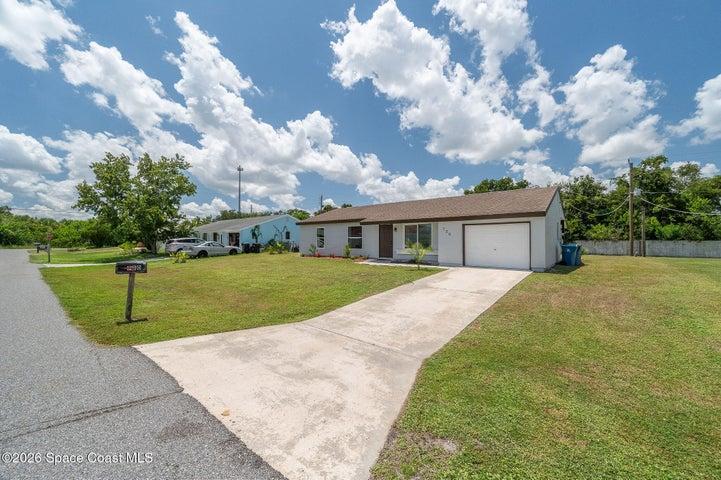 730 Azure Avenue NE, Palm Bay, FL, 32905 photo 4