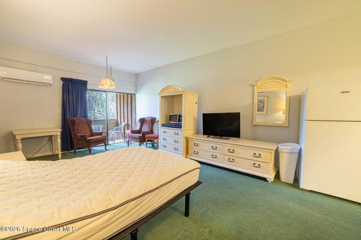 2180 Country Club Drive 219, Titusville, FL, 32780 photo 4