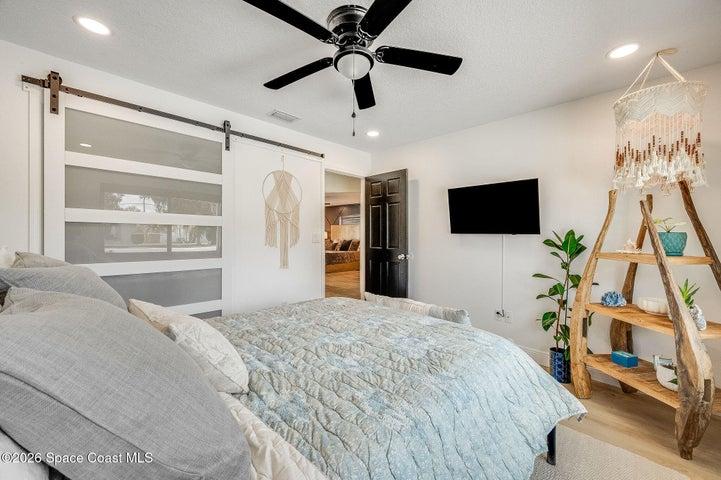 590 Sherwood Avenue, Satellite Beach, FL, 32937 photo 39