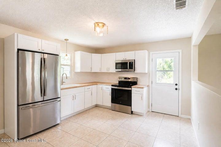 1076 Ivanhoe Street NW, Palm Bay, FL, 32907 photo 9