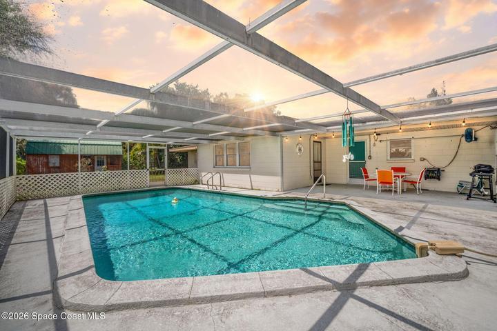 2414 Greenway Drive, Melbourne, FL, 32901 photo 2