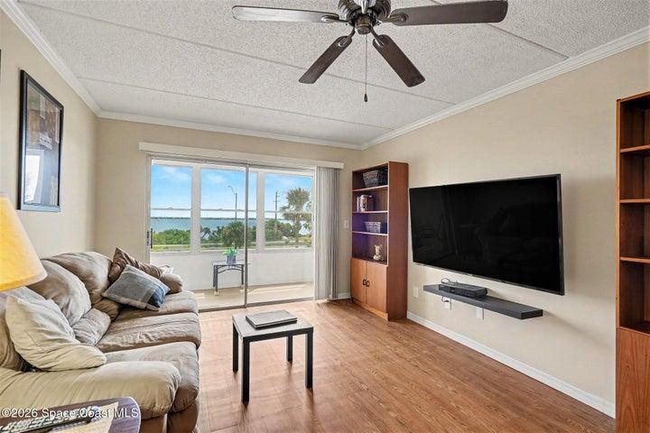 Livingroom spashed with sunlight
