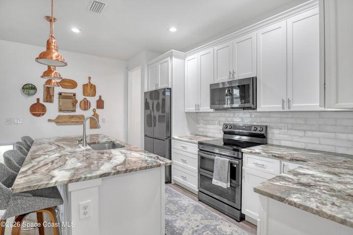 950 Tahiti Avenue SE, Palm Bay, FL, 32909 photo 11