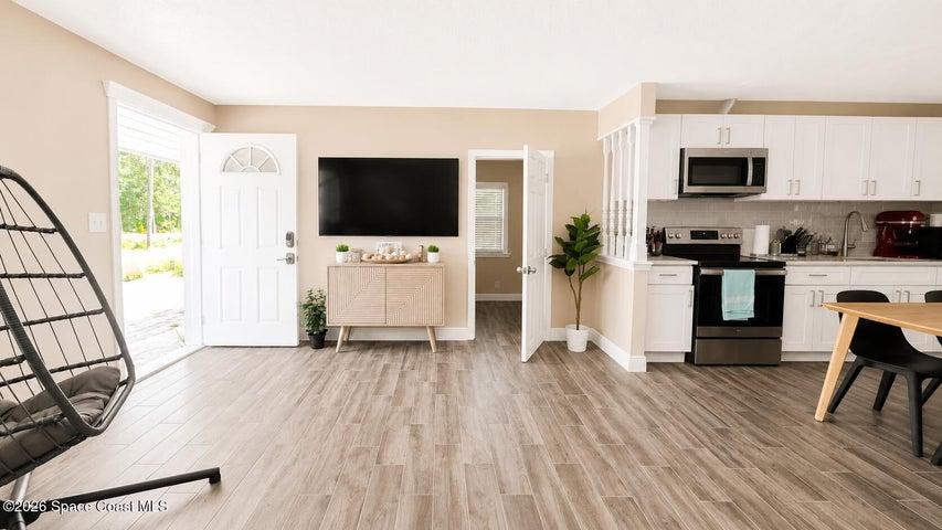 755 Cajeput Circle, Melbourne Village, FL, 32904 photo 5