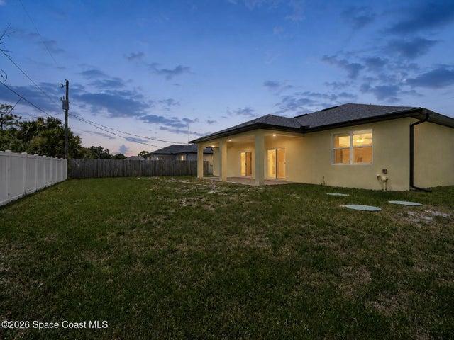 Open yard with room for activities and customization