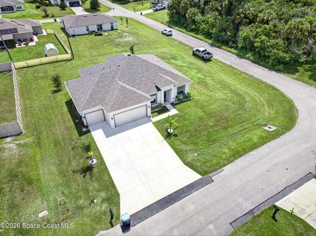 897 Dartmouth Avenue SW, Palm Bay, FL, 32908 photo 4