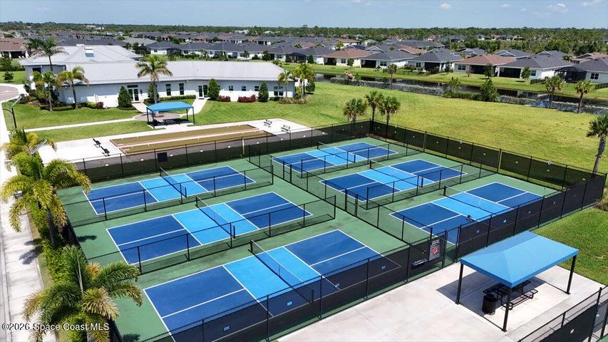 1113 SE Crosswood Way, Port St. Lucie, FL, 34984 photo 4