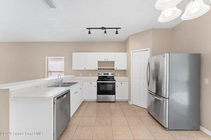 2432 Misty Way Lane, Melbourne, FL, 32935 photo 7