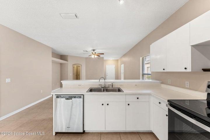 2432 Misty Way Lane, Melbourne, FL, 32935 photo 9