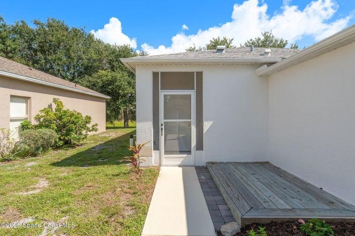 2432 Misty Way Lane, Melbourne, FL, 32935 photo 4