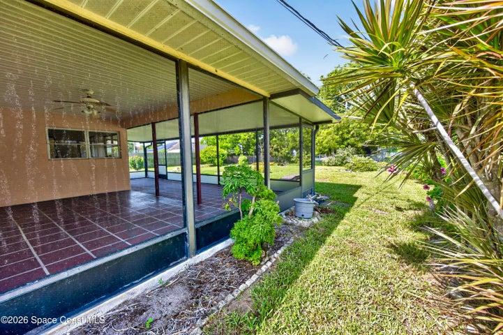 500+sf covered screened lanai overlooking a spacious backyard with room to create your own outdoor retreat.