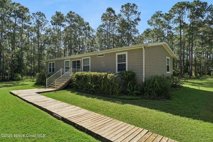 1161 Lake Harney Woods Boulevard, Mims
