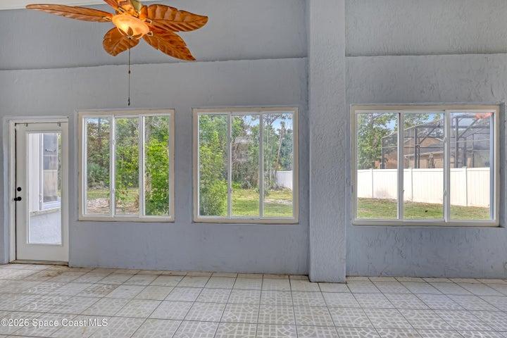 Air Conditioned Florida Room