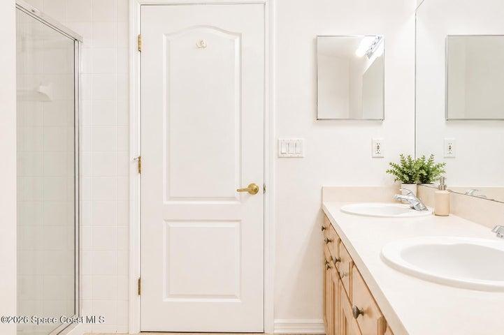 Master bath #2