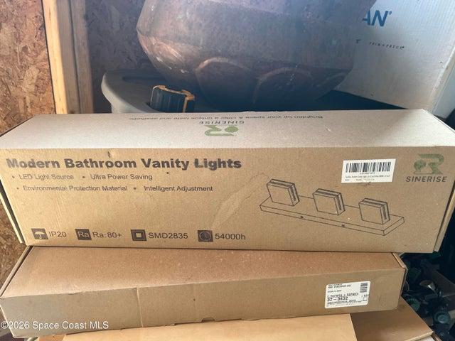 MATTE BLACK LED VANITY LIGHT