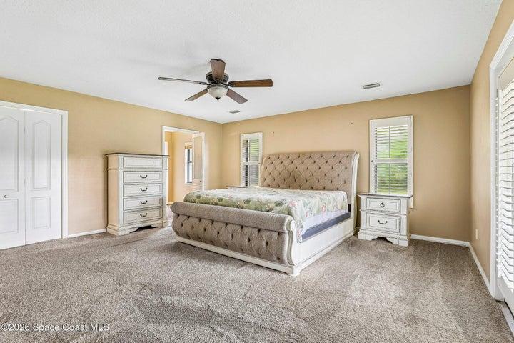 Owners Suite - Room for a King Bed