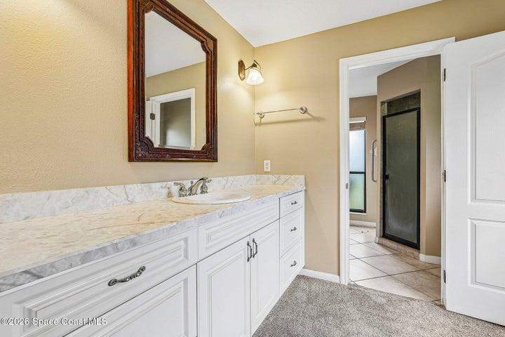 Owners Bath - Double Sinks