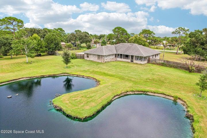 Private Pond - Just add Fish!
