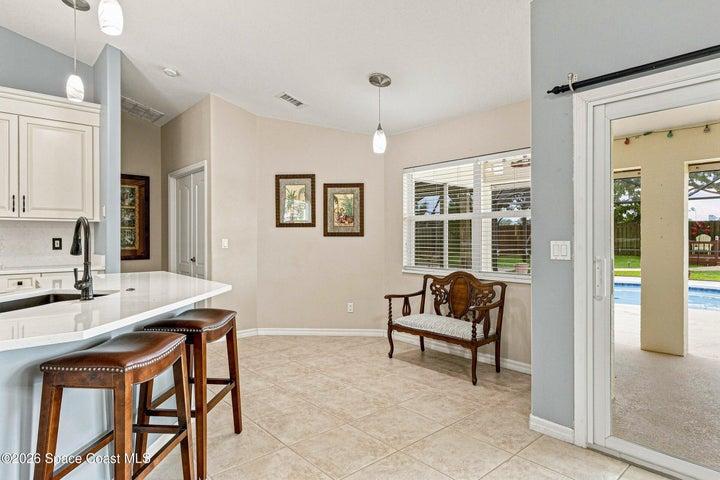 Breakfast nook , great place to sip your morning coffee
