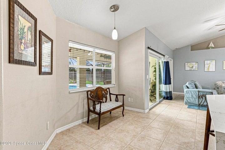 Breakfast nook