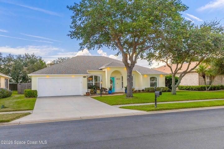 1933 Woodfield Circle