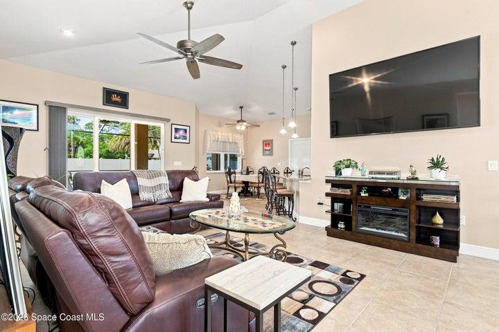 110 Via Catalano Court NE, Palm Bay, FL, 32907 photo 18