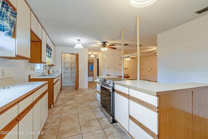 2105 Clay Circle, Titusville, FL, 32780 photo 7