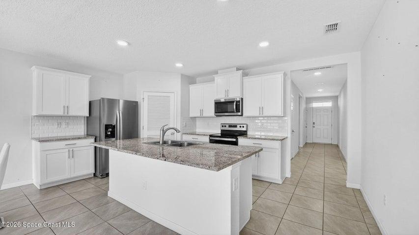 7114 Topaz Drive, Grant-Valkaria, FL, 32949 photo 6