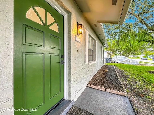 beautiful front entry