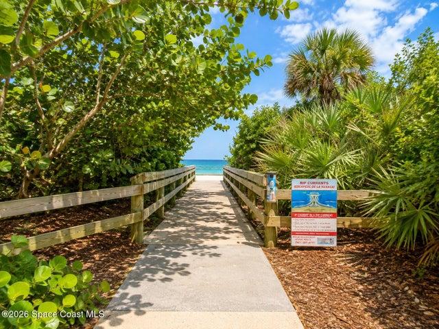 180 Paradise Boulevard 18023, Melbourne, FL, 32903 photo 3