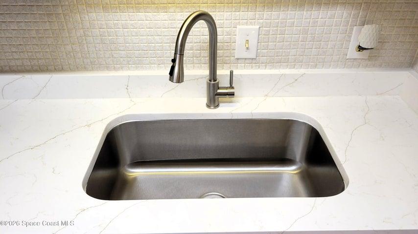1047 Small Court 39, Indian Harbour Beach, FL, 32937 photo 15