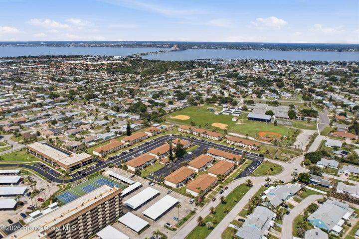 1047 Small Court 39, Indian Harbour Beach, FL, 32937 photo 33