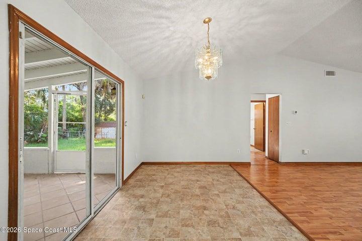 Dining room 2