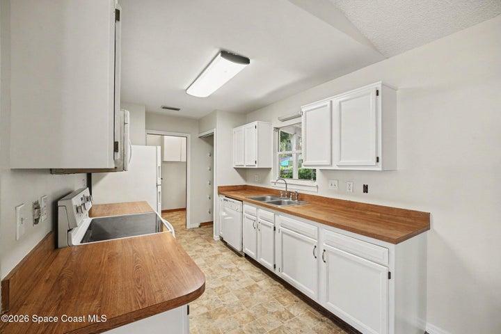 galley kitchen