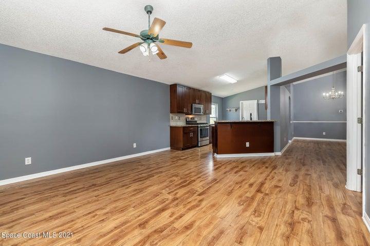 470 Wickham Lakes Drive, Melbourne, FL, 32940 photo 7