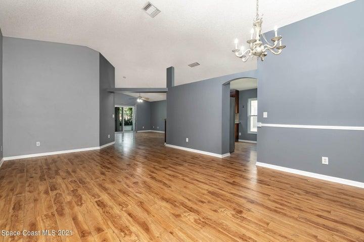 470 Wickham Lakes Drive, Melbourne, FL, 32940 photo 9