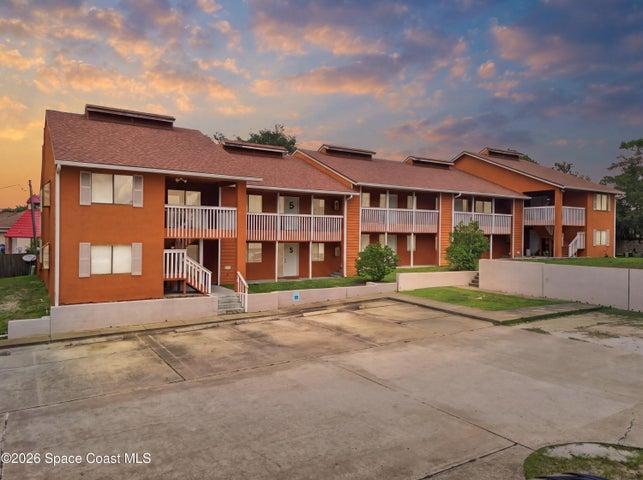 2755 Barna Avenue, Titusville