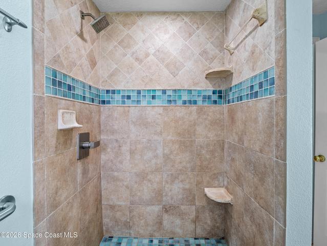 Walk in shower