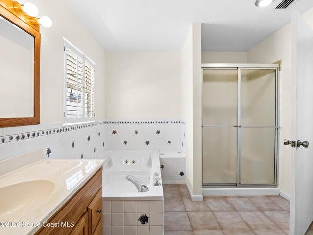 Bathroom 4
